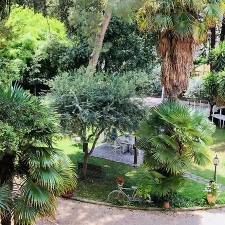 住宿加早餐酒店 伯格拉住宿加早餐旅馆 Montesilvano Marina