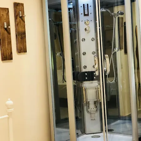 伯格拉住宿加早餐旅馆 住宿加早餐酒店 Montesilvano Marina