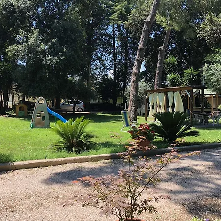 住宿加早餐酒店 伯格拉住宿加早餐旅馆 Montesilvano Marina