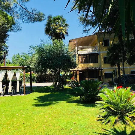 伯格拉住宿加早餐旅馆